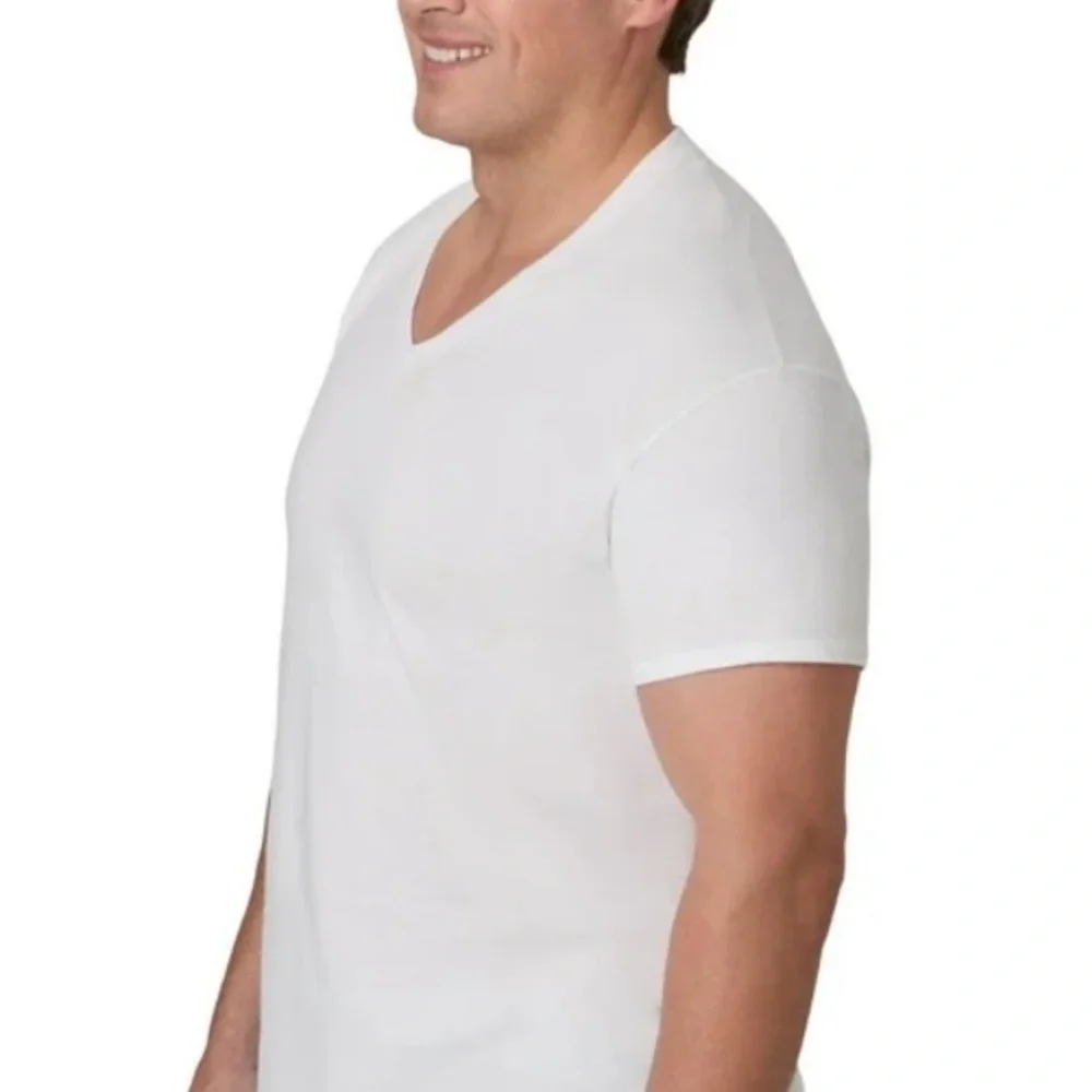 2 Hanes V-Neck Men’s T-Shirts 100% Cotton. Large - Picture 3 of 3